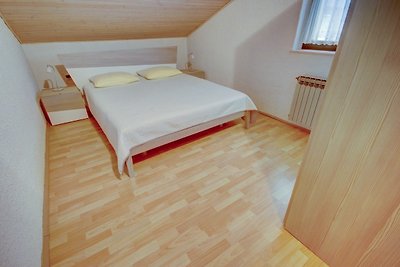 FERIENHAUS-FERIENWOHNUNG PULA 