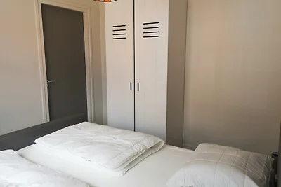 DGI32 Moderne Wohnung mit Atmosphär