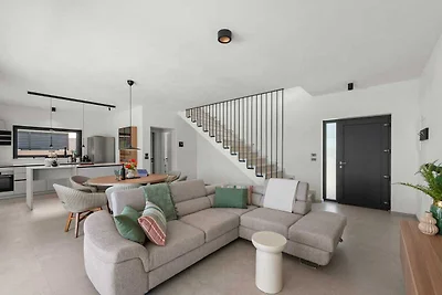 Elysium Escape Villa by aneo travel