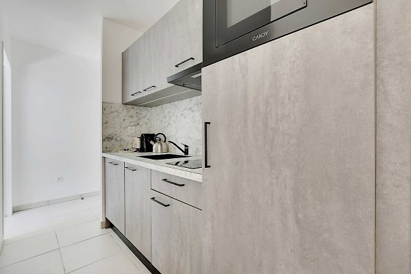 Ferienwohnung Suresnes