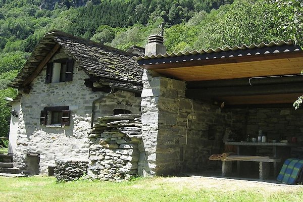 Ferienhaus Brione/ Verzasca
