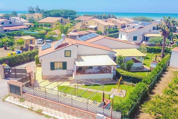 Ferienhaus Campofelice di Roccella