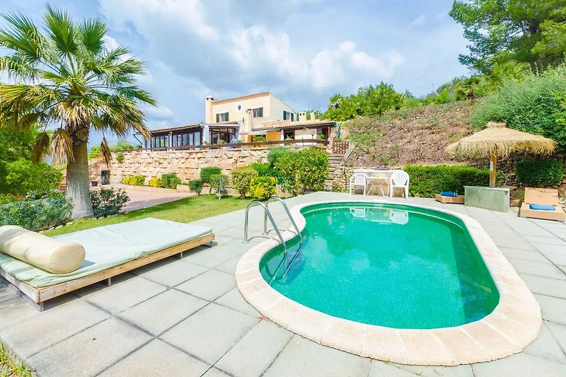 Piscina casa vacanze