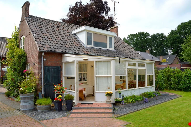 Exterieur vakantiehuis (zomer)