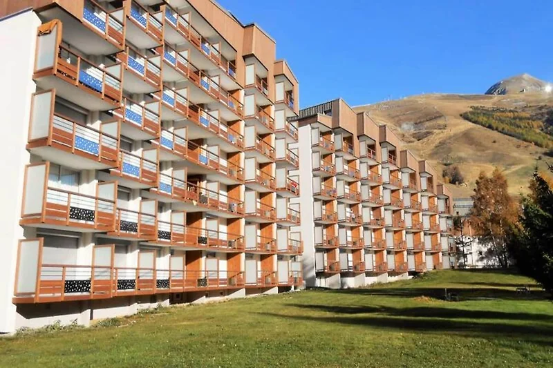 Außenseite Ferienhaus (Sommer)