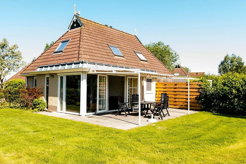 Exterieur vakantiehuis (zomer)