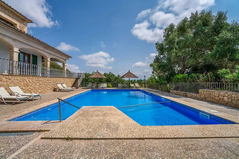 Piscina casa vacanze