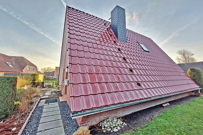Außenseite Ferienhaus (Sommer)