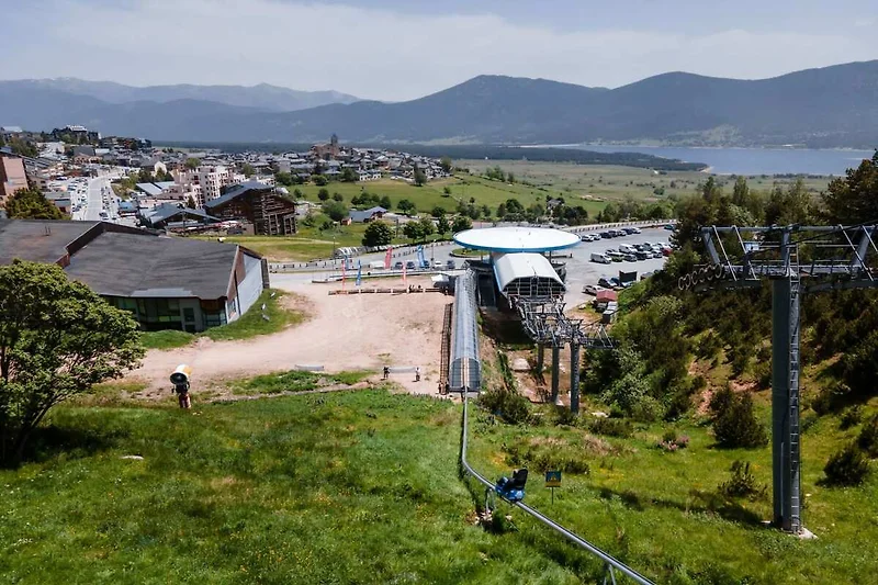 Außenseite Ferienhaus (Sommer)