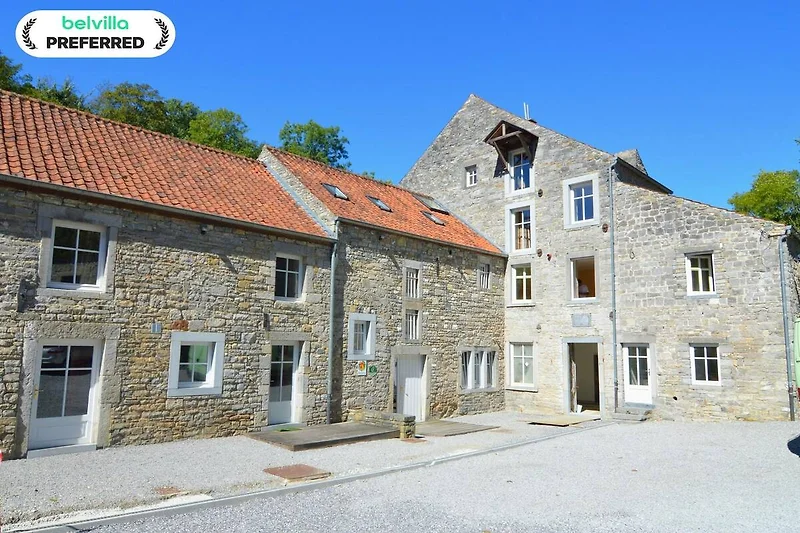 Außenseite Ferienhaus (Sommer)