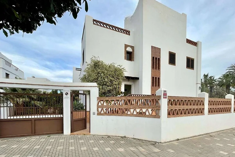 Esterno casa vacanze (estate)