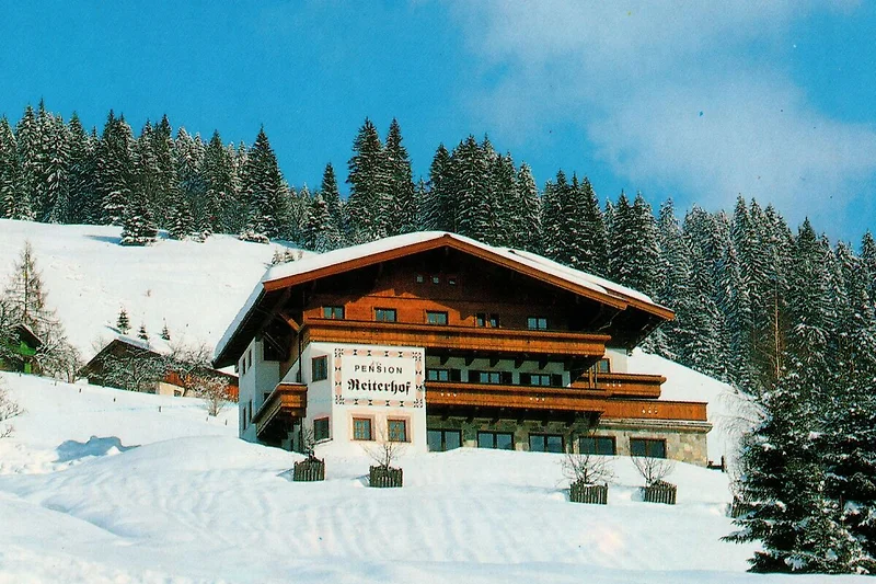 Außenseite Ferienhaus (Winter)
