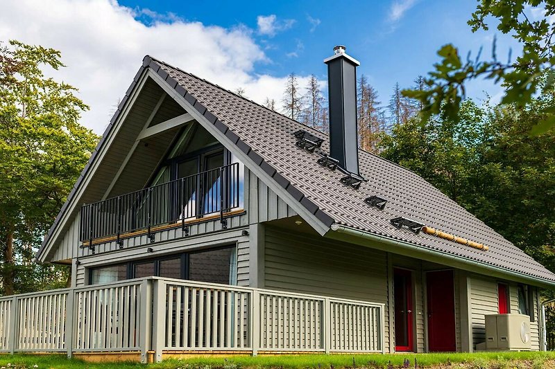 Außenseite Ferienhaus (Sommer)