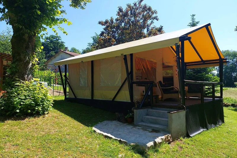 Exterieur vakantiehuis (zomer)