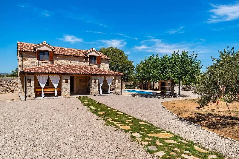 Exterieur vakantiehuis (zomer)