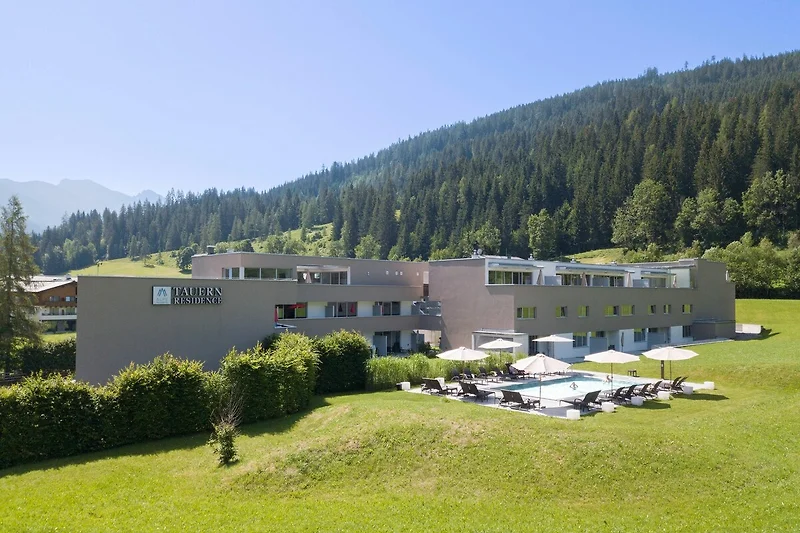 Außenseite Ferienhaus (Sommer)