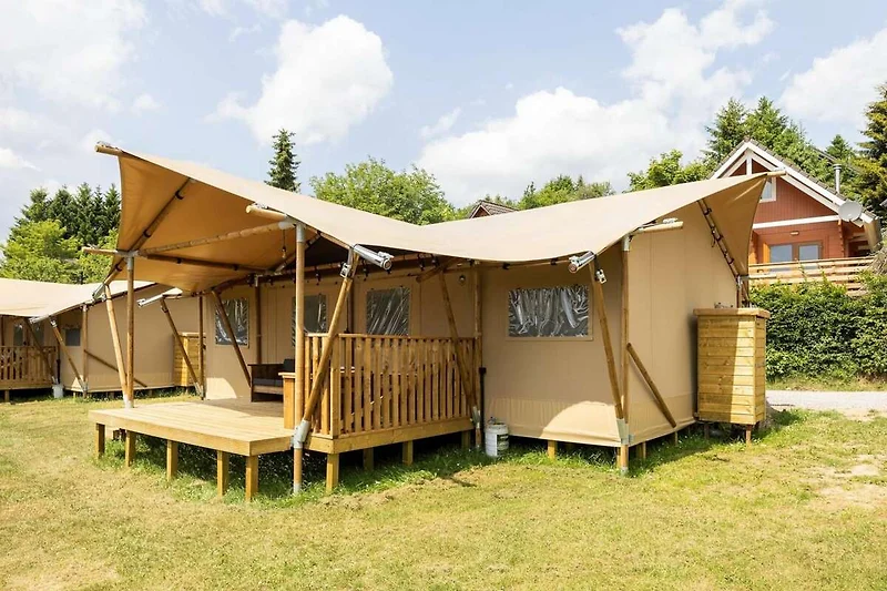 Exterieur vakantiehuis (zomer)