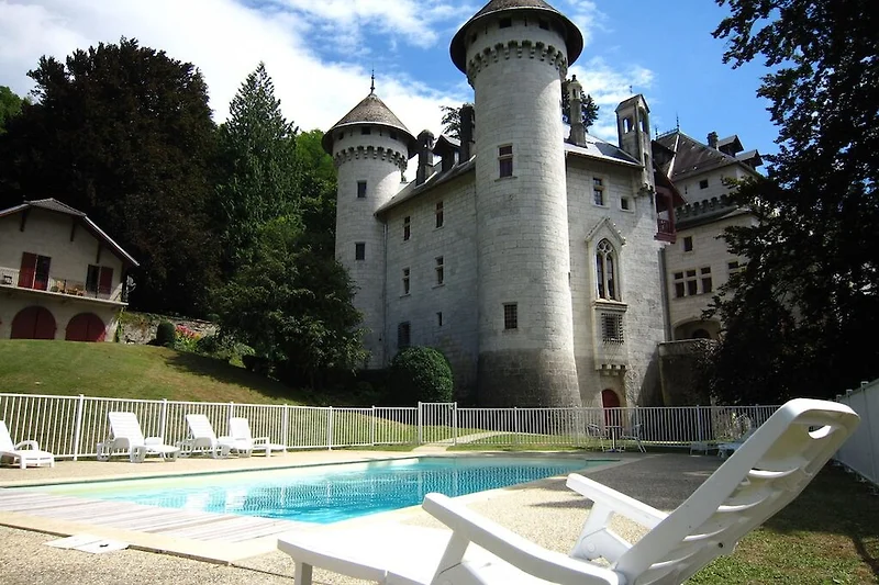 Außenseite Ferienhaus (Sommer)