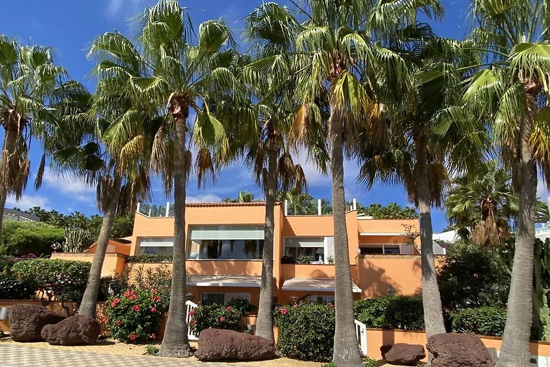 Außenseite Ferienhaus (Sommer)