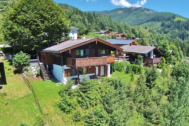 Exterieur vakantiehuis (zomer)