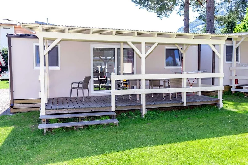 Exterieur vakantiehuis (zomer)