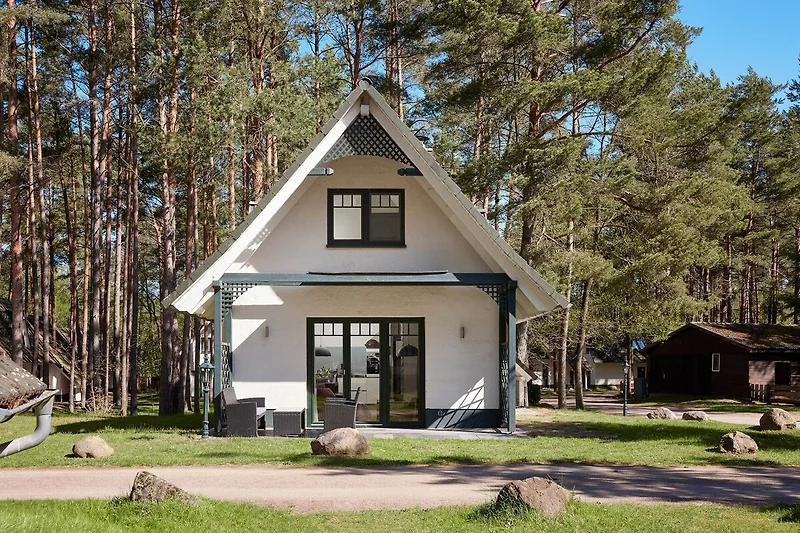 Außenseite Ferienhaus (Sommer)