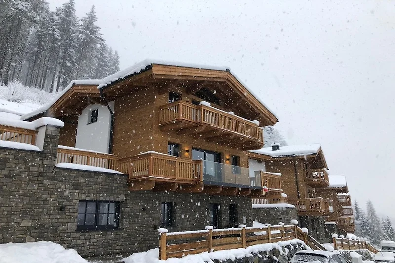 Außenseite Ferienhaus (Winter)