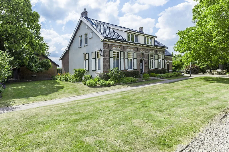 Exterieur vakantiehuis (zomer)