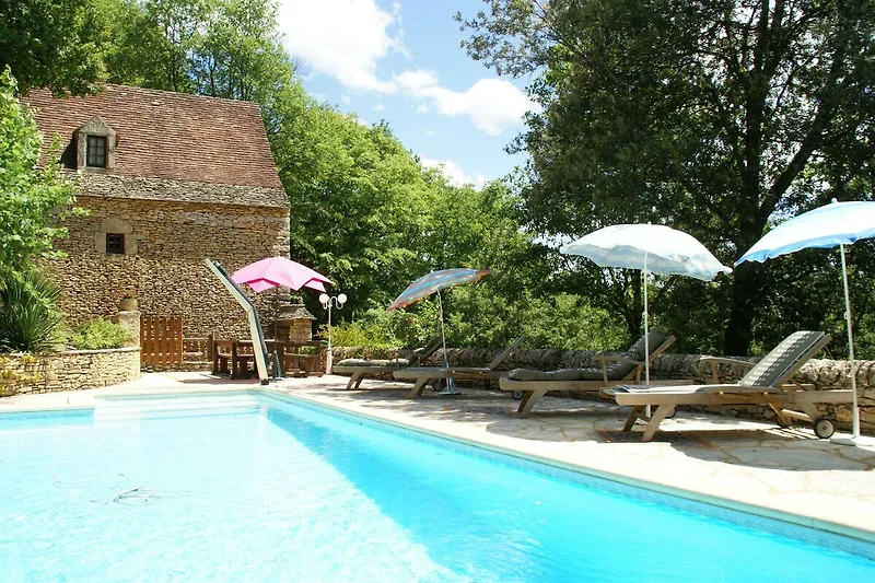 Piscina casa vacanze