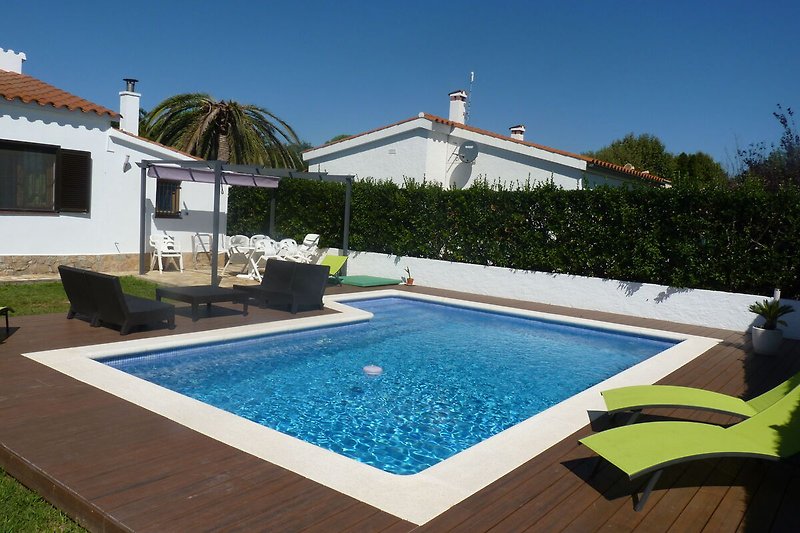 Piscine maison de vacances