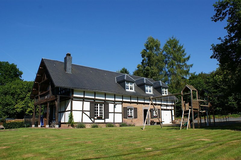 Exterieur vakantiehuis (zomer)