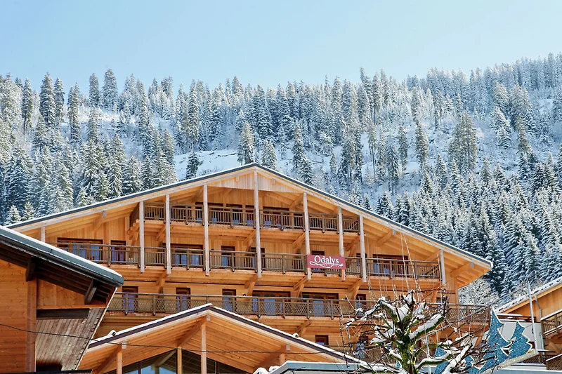 Außenseite Ferienhaus (Winter)