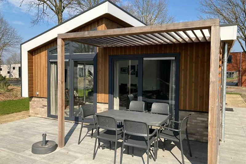 Exterieur vakantiehuis (zomer)