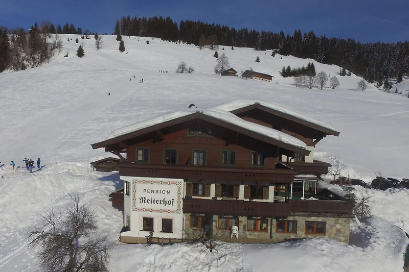 Außenseite Ferienhaus (Winter)