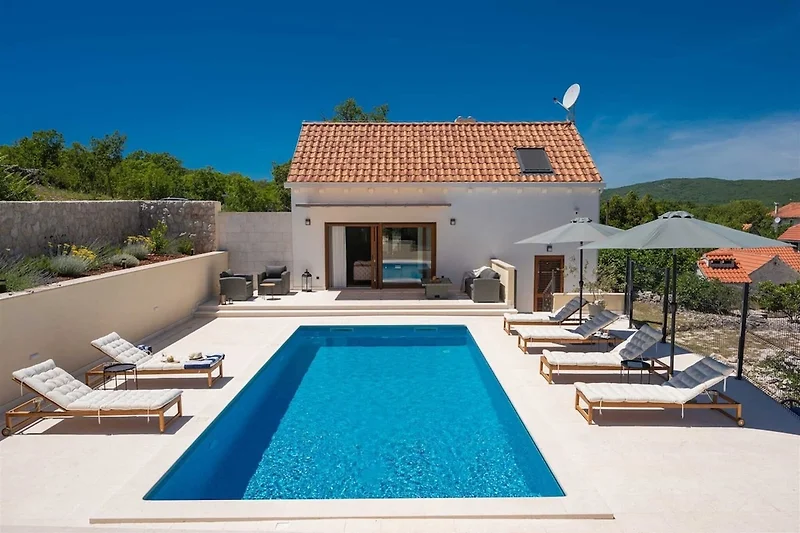 Esterno casa vacanze (estate)