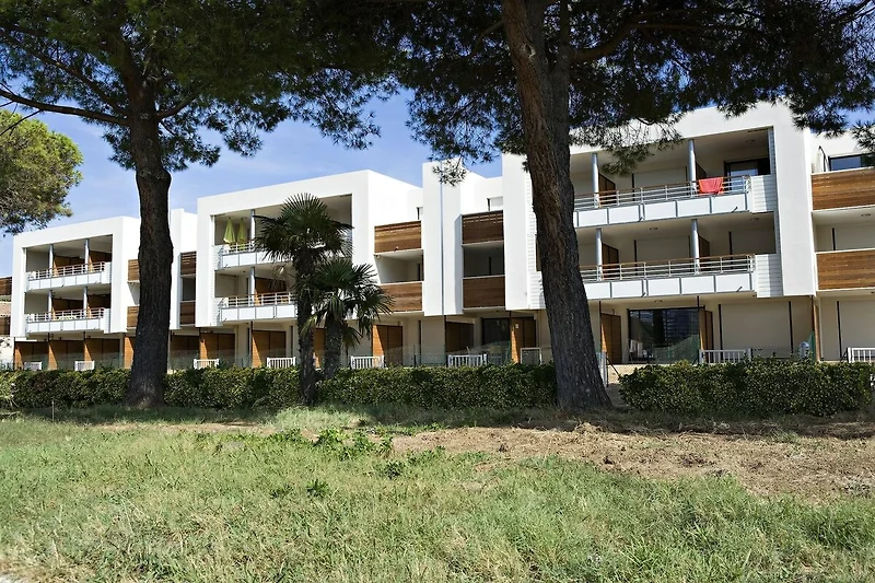 Außenseite Ferienhaus (Sommer)