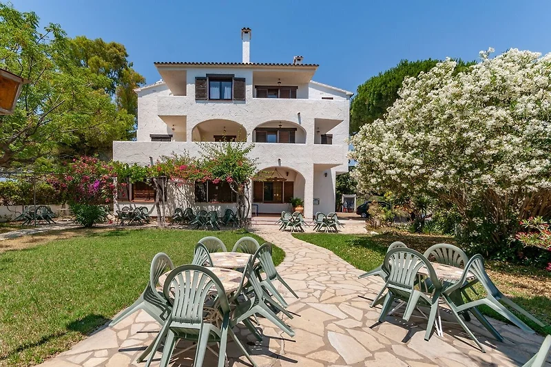 Esterno casa vacanze (estate)