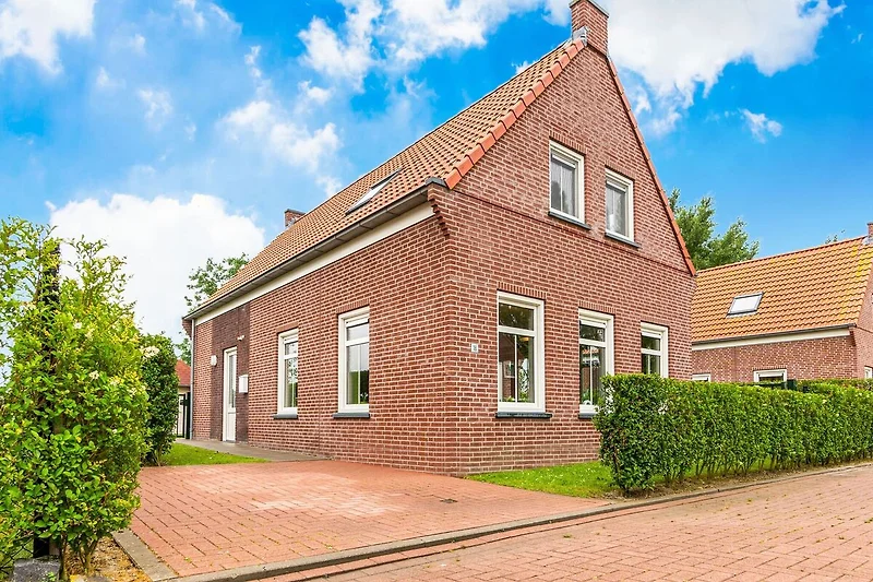 Exterieur vakantiehuis (zomer)