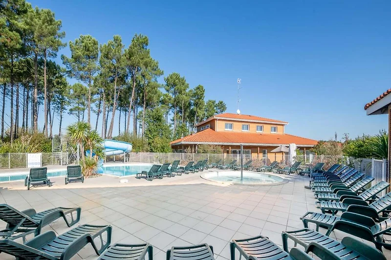 Holiday Home Swimming Pool