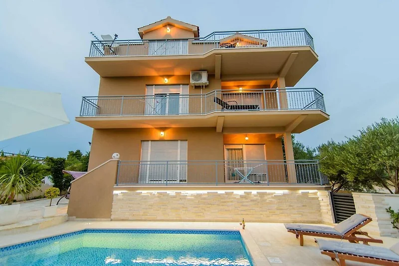 Exterieur vakantiehuis (zomer)