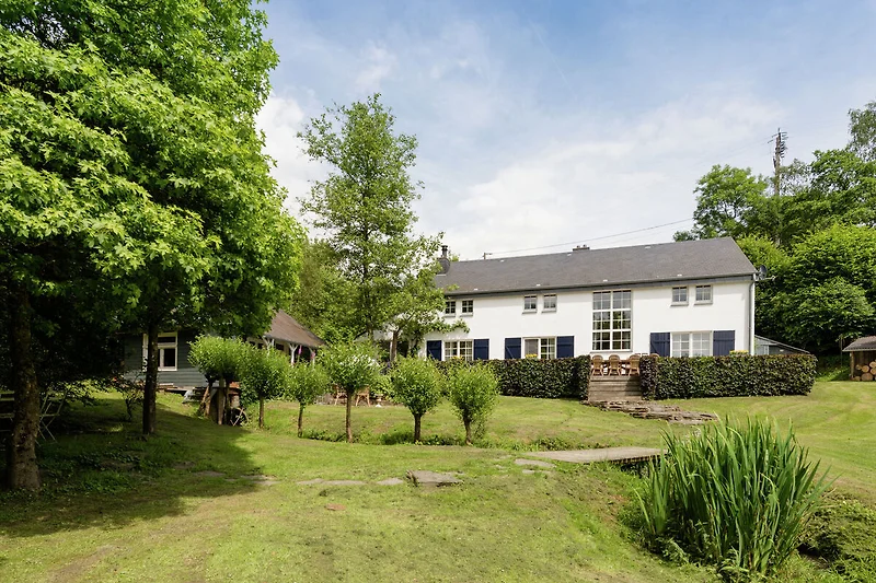Außenseite Ferienhaus (Sommer)