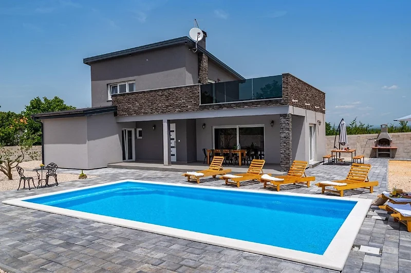 Exterieur vakantiehuis (zomer)