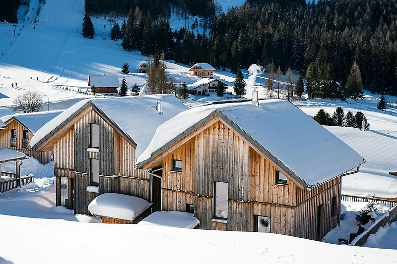 Außenseite Ferienhaus (Winter)