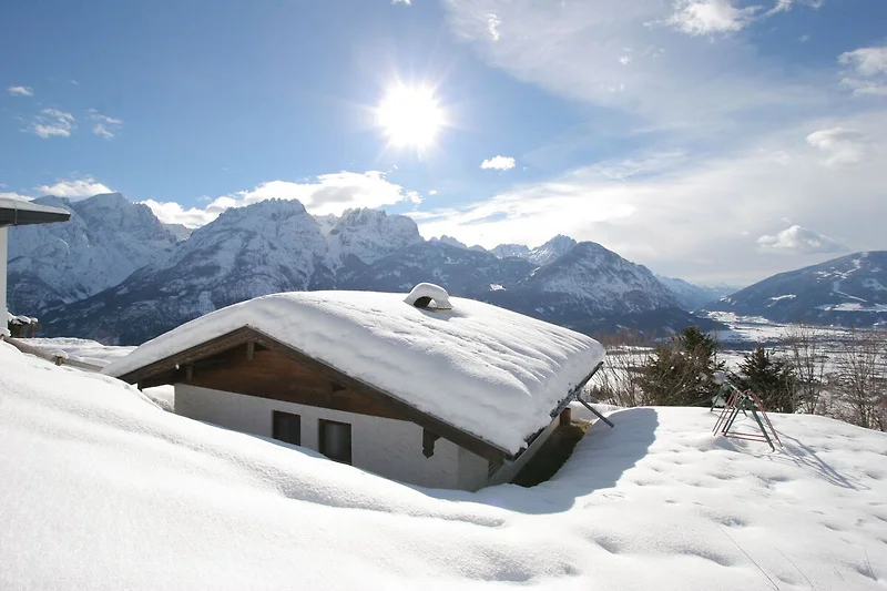 Exterieur vakantiehuis (winter)