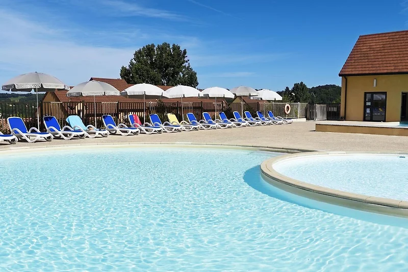 Piscina casa vacanze