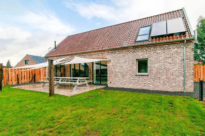 Exterieur vakantiehuis (zomer)