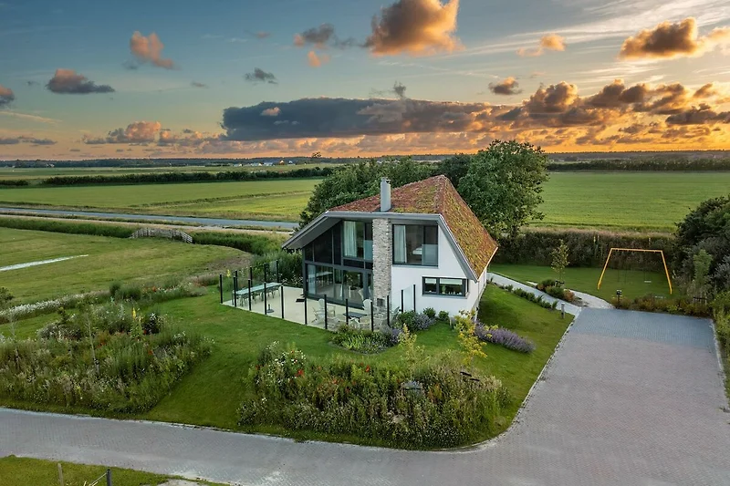 Exterieur vakantiehuis (zomer)