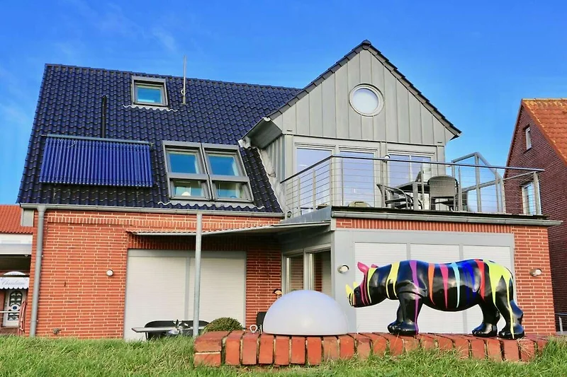 Außenseite Ferienhaus (Sommer)