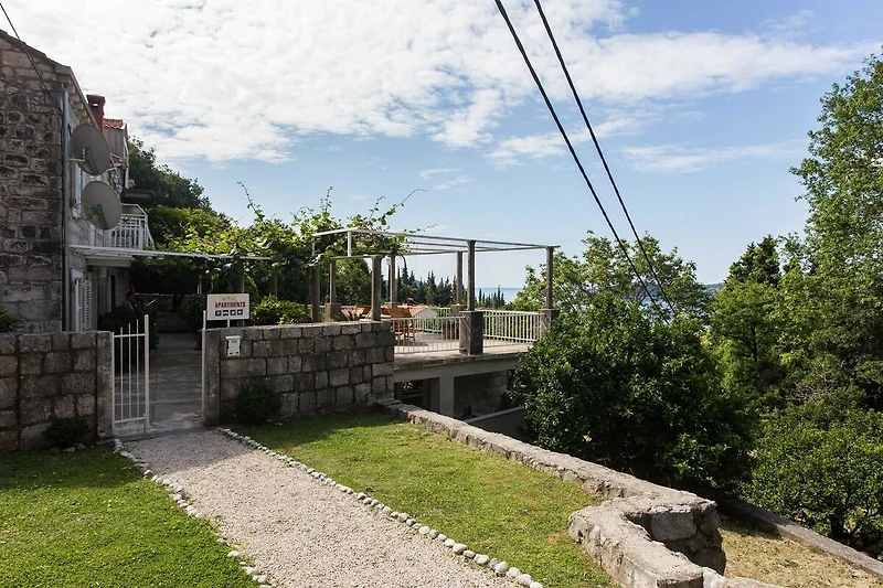 Esterno casa vacanze (estate)