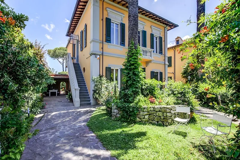 Esterno casa vacanze (estate)